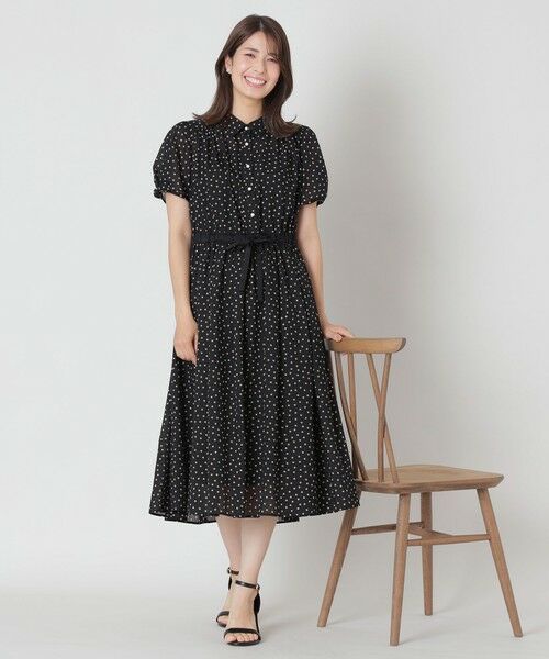 新品★ ランダムドットペプラムワンピース UN3D.（アンスリード）の「ランダムドットペプラムワンピース