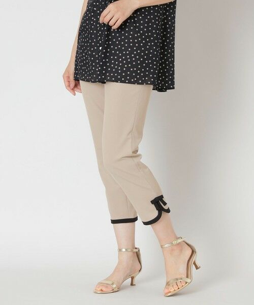 TO BE CHIC/トゥー ビー シック バイカラーサイドリボン パンツ ベージュ1 38 TO BE CHIC/トゥー ビー シック バイカラーサイドリボン パンツ ベージュ1 38