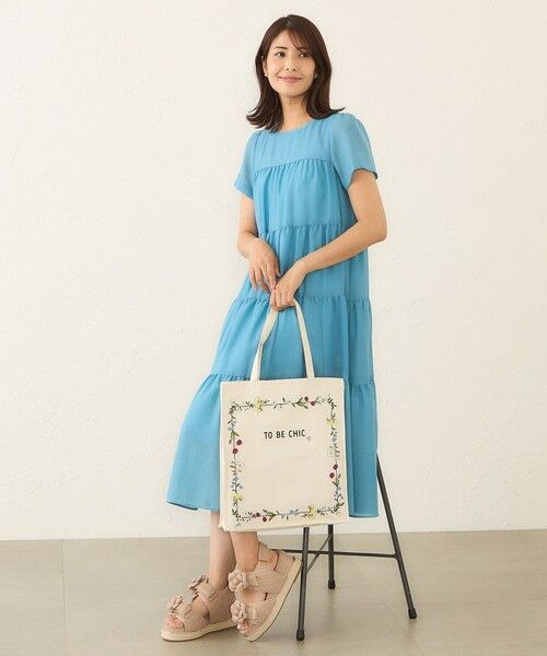 TO BE CHIC / トゥー ビー シック メッセンジャーバッグ・ウエストポーチ | フラワーフレームキャンバストートバッグ | 詳細2