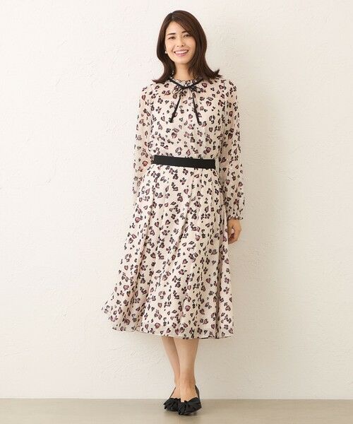 TO BE CHIC / トゥー ビー シック ロング・マキシ丈スカート | アニマルフラワー タックフレアスカート | 詳細1