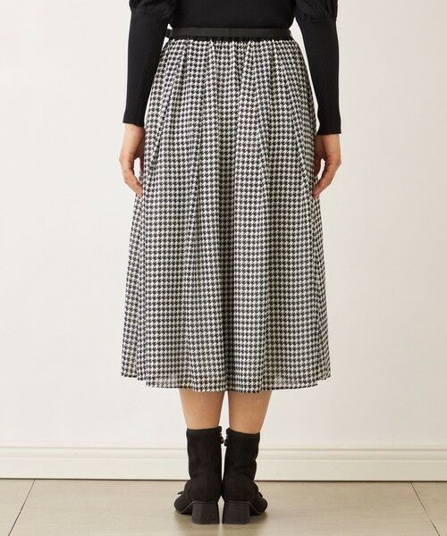 TO BE CHIC / トゥー ビー シック ロング・マキシ丈スカート | ジョーゼット千鳥 タックスカート | 詳細4