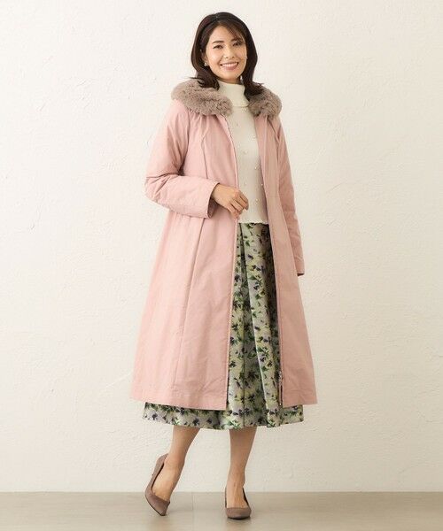 TO BE CHIC / トゥー ビー シック ロング・マキシ丈スカート | アンティークフラワー刺しゅう タックスカート | 詳細2