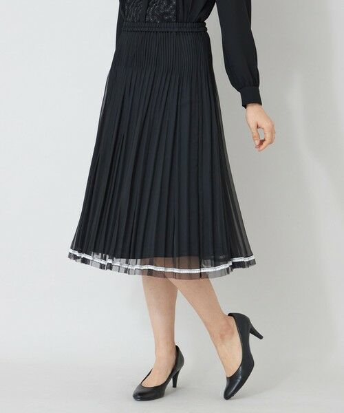 TO BE CHIC / トゥー ビー シック ロング・マキシ丈スカート | 配色レース プリーツスカート（ブラック1）
