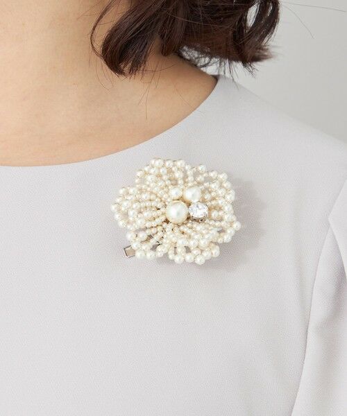 TO BE CHIC / トゥー ビー シック ネックレス・ペンダント・チョーカー | フラワーブローチ（ホワイト1）