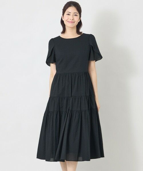 TO BE CHIC / トゥー ビー シック ロング・マキシ丈ワンピース | 【予約販売】ウェーブローン エアリーティアードドレス（ブラック1）