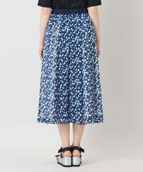 TO BE CHIC / トゥー ビー シック ロング・マキシ丈スカート | シャドードットプリント タックフレアスカート | 詳細7