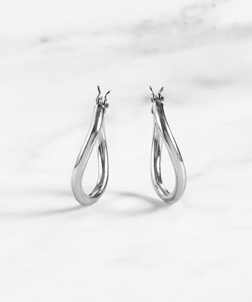 TOCCA / トッカ ピアス・イヤリング | 【WEB限定】PETAL HOOP PIERCED EARRINGS K10 淡水パール ピアス | 詳細4