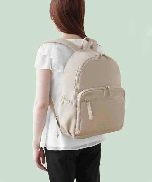 A4サイズ収納可・WEB＆一部店舗限定】CAROVANA BACKPACK 10