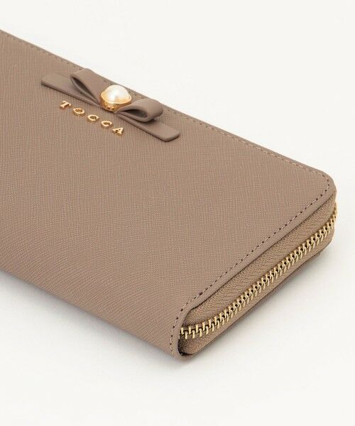TOCCA トッカ 長財布 ラウンドファスナー グレージュ レディース