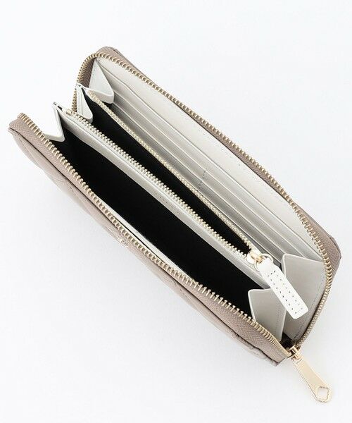 新色ブルー登場】PILA BIFOLDWALLET 財布 （財布・コインケース