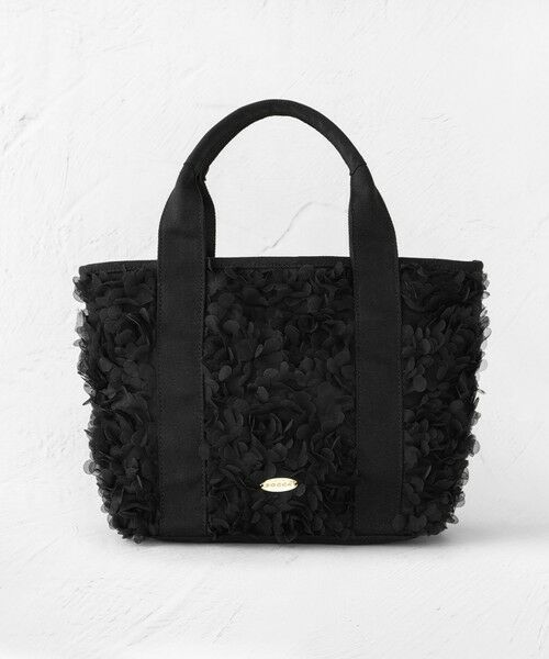 TOCCA/トッカ IN THE GARDEN キャンバストートバッグ ブラック系 F TOCCA/トッカ IN THE GARDEN キャンバストートバッグ ブラック系 F