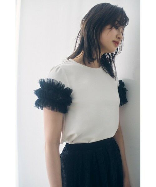 TOCCA/トッカ 【星風まどかコラボ】【洗える・UVカット・接触冷感】DOT GARLAND Tシャツ アイボリー系5 M TOCCA/トッカ 【星風まどかコラボ】【洗える・UVカット・接触冷感】DOT GARLAND Tシャツ アイボリー系5 M