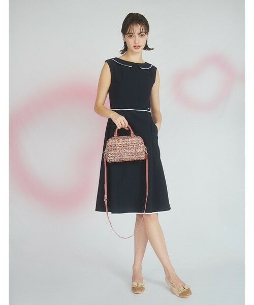 【新品タグ付き】　定価49,500 TOCCA　半袖 ワンピース L 黒　トッカ 洗える・接触冷感・UVカット・消臭】SMOCKING EMBROIDERY ドレス
