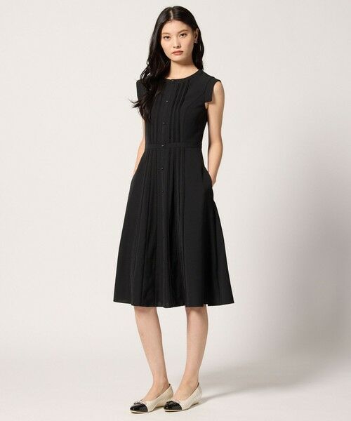 【美品】トッカ TOCCA 22SS　CASCADE.　ドレス　ワンピース 2 セール】 【消臭・吸水速乾・洗える】SUMMER ENTRANCE 襟付き