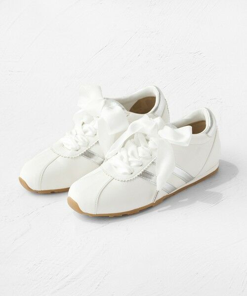 TOCCA / トッカ スニーカー | TOCCA LOGO SUEDELIKE SNEAKERS スニーカー（[新色]ホワイト系）