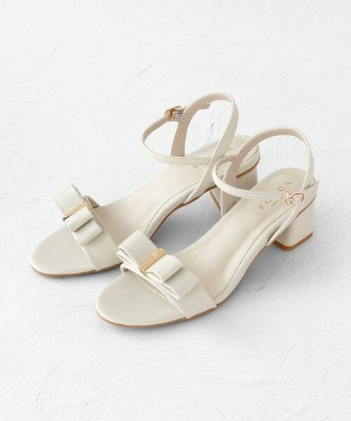 TOCCA / トッカ サンダル | NOBLE RIBBON SANDALS サンダル（アイボリー系）