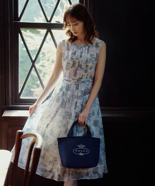 TOCCA / トッカ トートバッグ | BOW BRIDGE CANVAS TOTE トートバッグ【星風まどかさん着用】（ネイビー系）