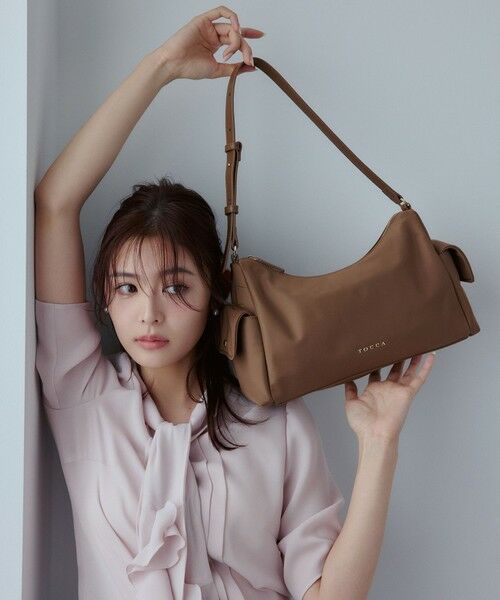 TOCCA / トッカ ショルダーバッグ | IN CREADLE NYLON BAG ワンショルダーバッグ 【古畑星夏さん着用】 | 詳細18