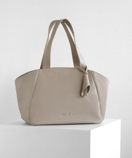 TOCCA / トッカ トートバッグ | BUD OF LILY LARGE TOTE BAG レザートートバッグ（ベージュ系）