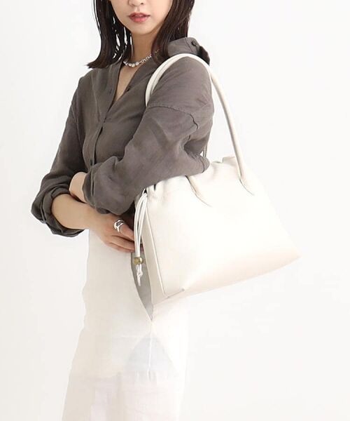 TOFF&LOADSTONE / トフ アンド ロードストーン ハンドバッグ | 【LEE 11月号掲載】シュシュ（L） | 詳細4