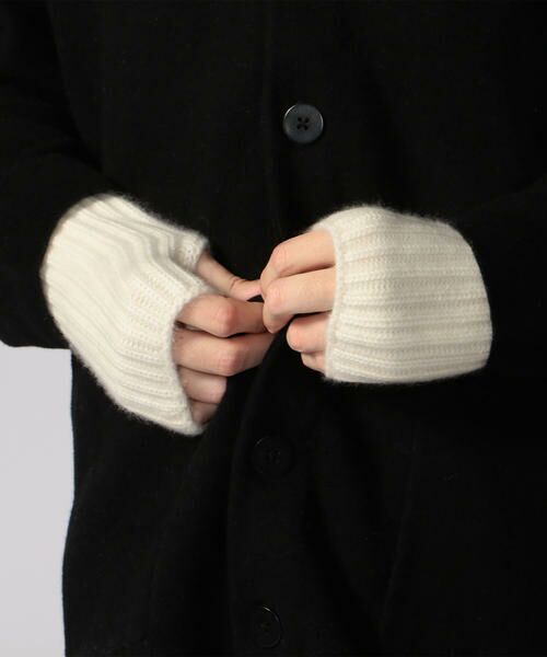 セール Picea ベビーカシミヤ フィンガーレスグローブ 手袋 Tomorrowland トゥモローランド ファッション通販 タカシマヤファッションスクエア