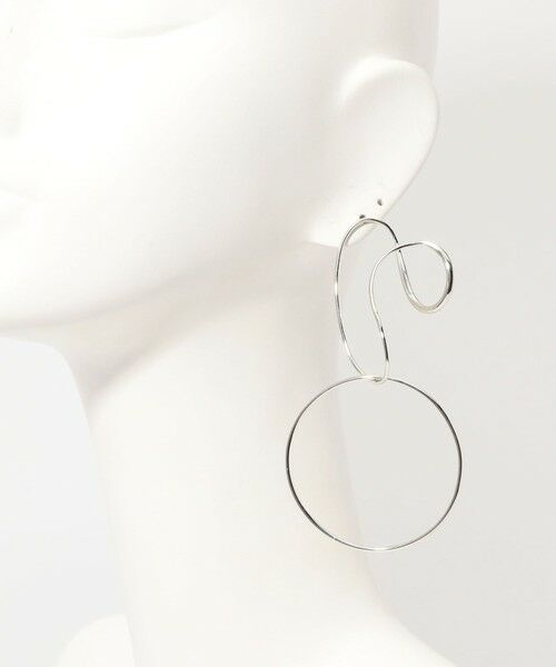 BAR JEWELLERY OPPOSING FORMS シルバーピアス