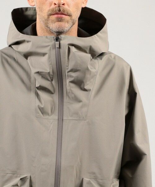 セール】 【別注】DESCENTE PAUSE×TOMORROWLAND フーデッドブルゾン