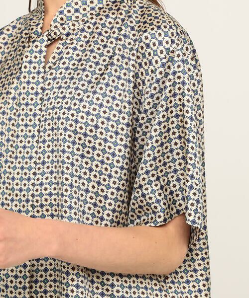 TOMORROWLAND / トゥモローランド シャツ・ブラウス | クレスタプリント ボウタイブラウス | 詳細10