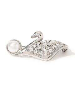 IRIS 47 swan broach