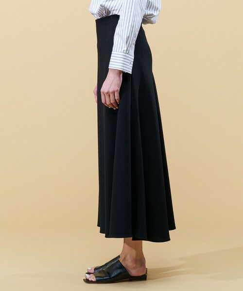 【極美品】TOMORROWLAND　フレアスカート　上品　ブラック　36サイズ