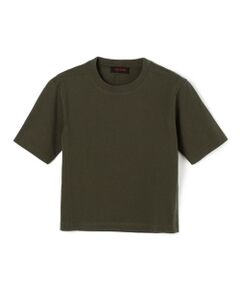 〈CABaN〉定番のSUVIN COTTONに加えて新たにDRY SUVINシリーズが登場。<br>定番素材のスビンコットンと同じ原料を使用し、紡績方法と番手を変えドライタッチな風合いに仕上げました。<br>空気を多く孕みふっくらとしたボリュームがありながらも、織地はドライでナチュラルな硬めの風合いが特徴的。<br>吸汗性と速乾性に優れており、機能的でシワになりにくいのもポイントです。<br>コンパクトフィットのクルーネックTシャツ。<br>シンプルでありながら脇線や肩線を前振りにするなどディテールにもこだわった、一枚で着て決まるアイテムです。<br>コンパクトな丈感でスタイルアップ効果があり、ボトムスを選ばずさまざまなスタイリングをお楽しみいただけます。<br>センターバックにはボディと同色に染色したブランドロゴのフリンジネーム付き。<br><br>※商品の色味は、商品単体の画像をご確認ください<br><br>2023SS商品<br><br><b>店舗にお問い合わせの際は、下記の商品番号をお申し付けください。<br>商品番号:39-03-31-03003</b>