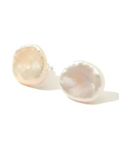 Le Chic Radical Pearl Studs ピアス