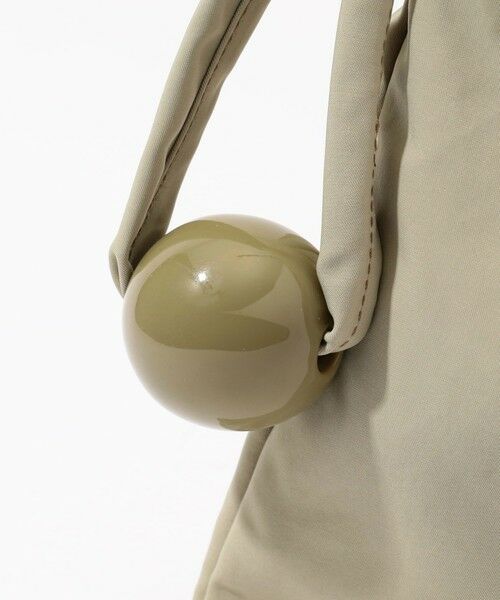 TOMORROWLAND / トゥモローランド ハンドバッグ | Bucket Baggage Ball Charm Satin Mini Bag | 詳細12