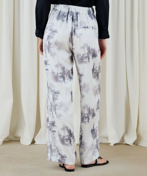 TOMORROWLAND / トゥモローランド その他パンツ | ライト&シャドープリント タックセミワイドパンツ | 詳細4