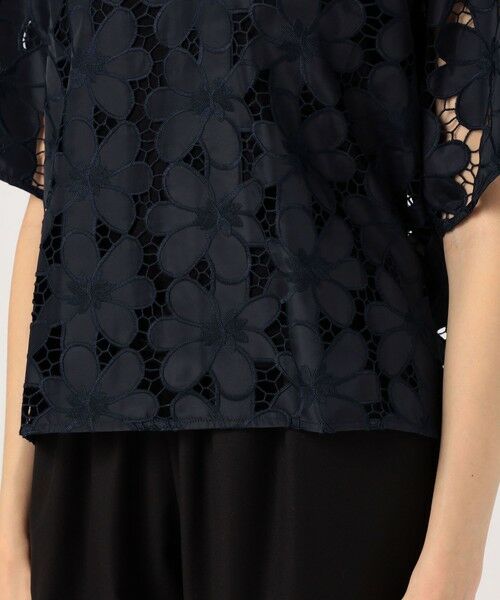 TOMORROWLAND / トゥモローランド シャツ・ブラウス | BAUM UND PFERDGARTEN　レースクルーネックシャツ | 詳細8