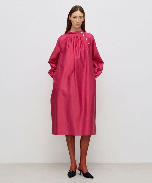 TOMORROWLAND / トゥモローランド ロング・マキシ丈ワンピース | コットンバックサテン ボリュームスリーブワンピース | 詳細1