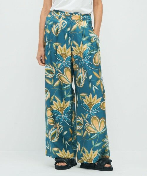 Daphneサマ専トゥモローランド コレクション シルク32％カシミア25％ item8d4720d60f2b11eeb4b70242ac