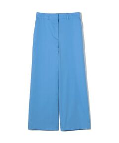 ほのかにスラブ感のあるナチュラルな表情が魅力的な素材を使用したパンツ。<br>バルキーな表面感がありつつも軽やかさを感じる、独特な風合いが特徴です。<br>絶妙なセミワイドシルエットにコンパクトなヒップまわりですっきりとしたバランスの一着。<br>ストレッチ性がありバックウエストはゴムの仕様で、穿き心地の良さも抜群です。<br>プレーンな雰囲気で合わせるトップスを問わず、デイリーから通勤まで幅広いシーンに活躍してくれる万能なアイテム。<br>定番色から差し色までバリエーション豊かな4色展開です。<br>※11 ホワイトのみ裏地付きです。<br><br>■素材情報<br>厚み：普通<br>透け感：11 ホワイトのみ・ややあり<br>光沢：なし<br>伸縮性：ややあり<br>手洗い：可<br>裏地：11 ホワイトのみ・あり（総裏）<br><br>※商品の色味は、商品単体または素材アップ画像をご確認ください<br><br>2025SS商品<br><br><b>店舗にお問い合わせの際は、下記の商品番号をお申し付けください。<br>商品番号:11-04-52-04201</b>