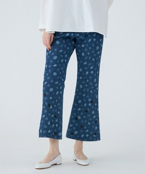 TOMORROWLAND / トゥモローランド デニムパンツ | フラワーレーザー プリントデニム フレアパンツ | 詳細2