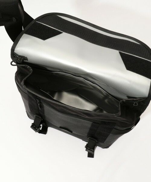 TOMORROWLAND / トゥモローランド ショルダーバッグ | bagjack pogo leather | 詳細11
