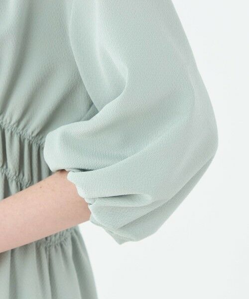 TOMORROWLAND / トゥモローランド ミニ丈・ひざ丈ワンピース | ウズラクレープ シャーリングワンピース | 詳細6