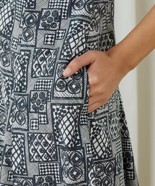 TOMORROWLAND / トゥモローランド ロング・マキシ丈ワンピース | パッチワークレースプリント フレアマキシワンピース | 詳細6