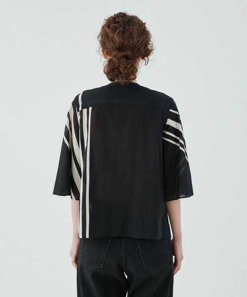 TOMORROWLAND / トゥモローランド シャツ・ブラウス | ランドレイヤープリント フリルシャツ | 詳細4