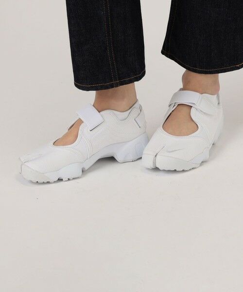NIKE エアリフト 25.0 白 新品 大きめサイズ NIKE ナイキ AIR RIFT BR エアリフト 25cm 白