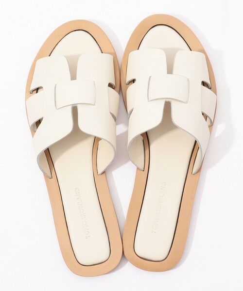 FURLAフラットサンダルZOE THONG SANDAL ホワイト×ゴールド FURLAフラットサンダルZOE THONG SANDAL ホワイト×ゴールド