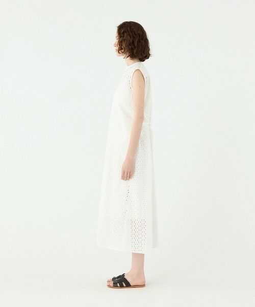 サークルエンブロイダリー ロングワンピース （ロング・マキシ丈