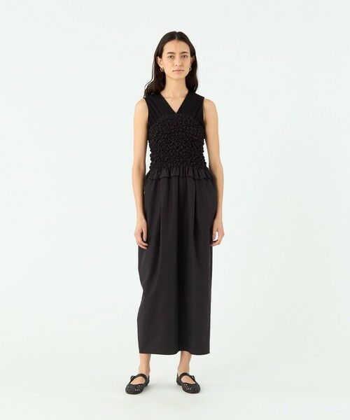 TOMORROWLAND / トゥモローランド ロング・マキシ丈ワンピース | フリルコンビ Vネックワンピース | 詳細1