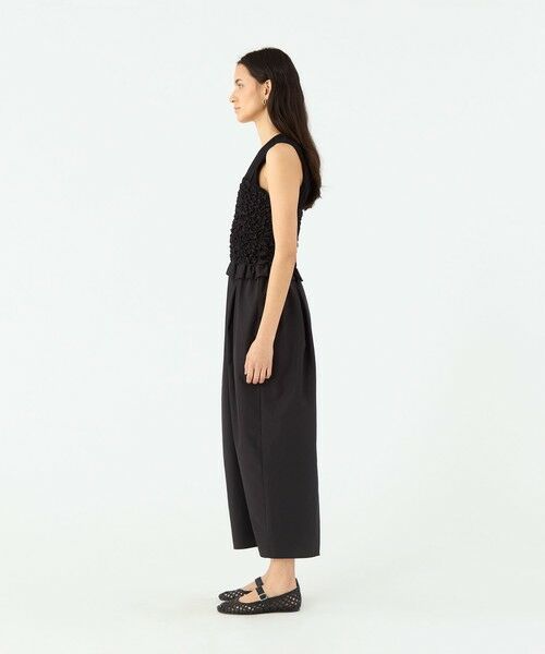 TOMORROWLAND / トゥモローランド ロング・マキシ丈ワンピース | フリルコンビ Vネックワンピース | 詳細2