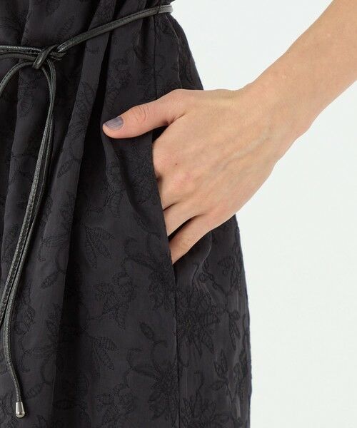 TOMORROWLAND / トゥモローランド ミニ丈・ひざ丈ワンピース | リーフエンブロイダリー ショルダータックワンピース | 詳細6