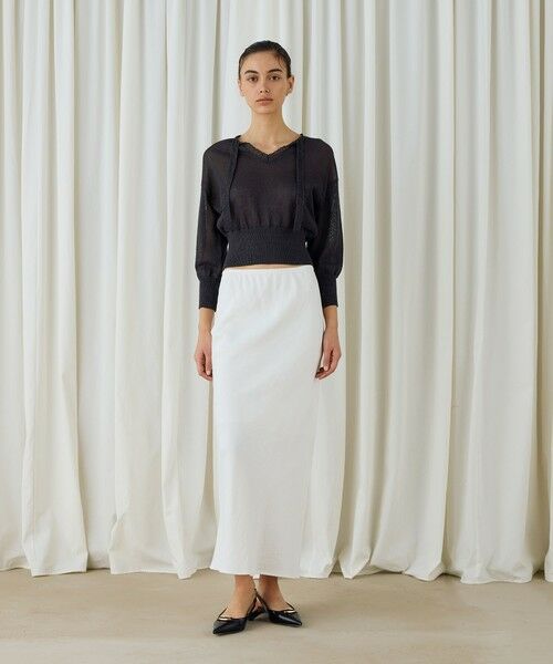 TOMORROWLAND / トゥモローランド ロング・マキシ丈スカート | ソフトサテン エラスティックストレート スカート | 詳細1